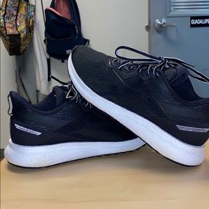 Reebok forever Floatride energy 2 Womaens size 8.